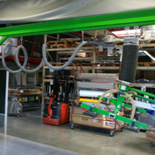 Cần trục nâng hạ hút chân không kiểu nhỏ gọn, thấp, tiết kiệm không gian